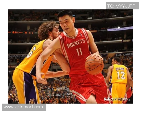 外国版姚明的崛起与影响力探讨:篮球世界的跨国传奇与文化交融 外国版姚明的崛起与影响力探讨:篮球世界的跨国传奇与文化交融