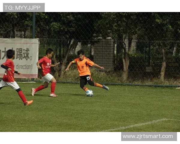 小球迷与足球明星的梦想之旅如何点燃激情与希望 小球迷与足球明星的梦想之旅如何点燃激情与希望